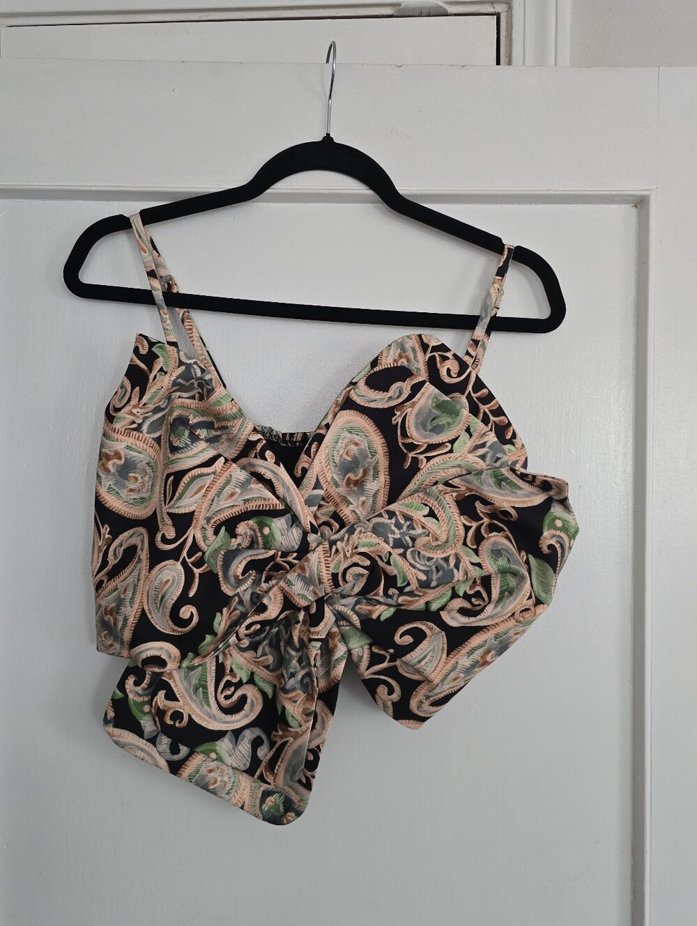 Strut & Bolt Vera Knotted Bow Top, Size Large - Picture 4 of 7